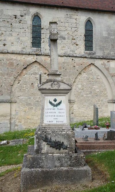 War Memorial Vauxcéré #1