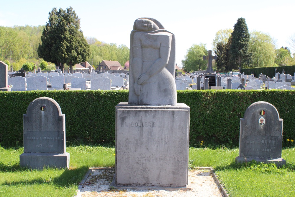 Memorial and Veteran War Cemetery La Bouverie