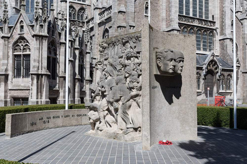 War Memorial Oostende #1