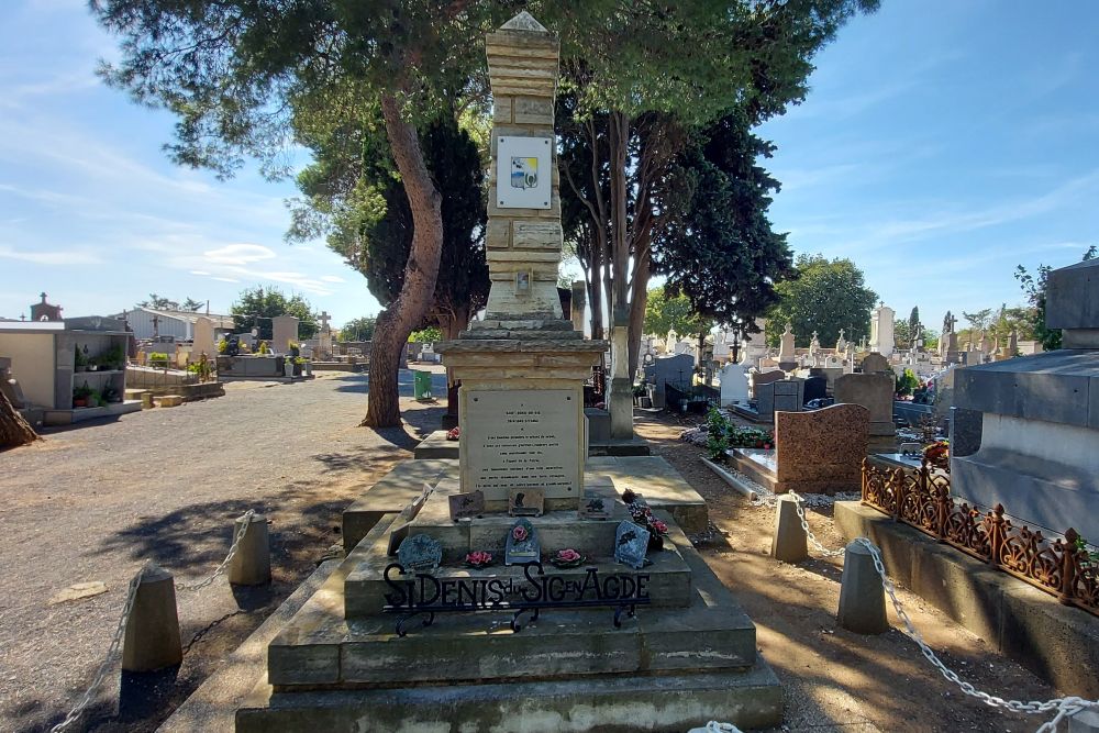 War Memorial Cemetery Agde #1