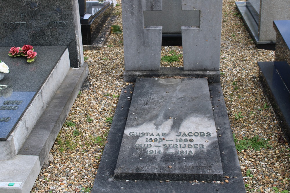 Belgian Graves Veterans Halen Cemetery Velpen #3