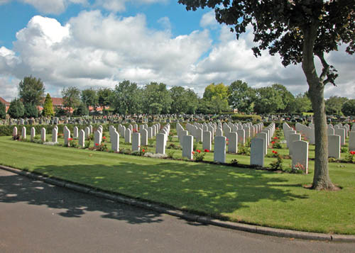Commonwealth War Graves Blacon Cemetery