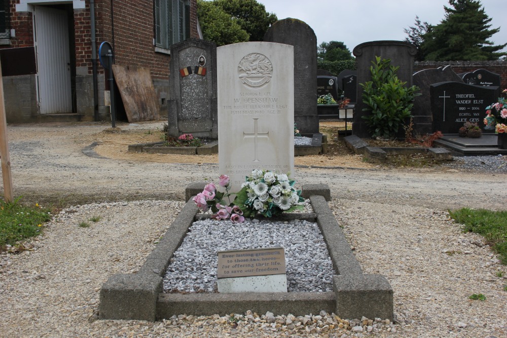 Commonwealth War Grave Bertem #2