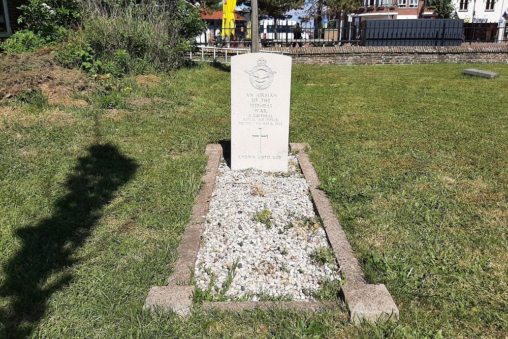 Commonwealth War Grave Wijk aan Zee #2