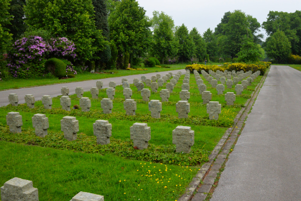 Oorlogsgraven Parkfriedhof Essen #3