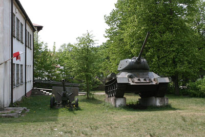 Army Museum Bondyrz #1