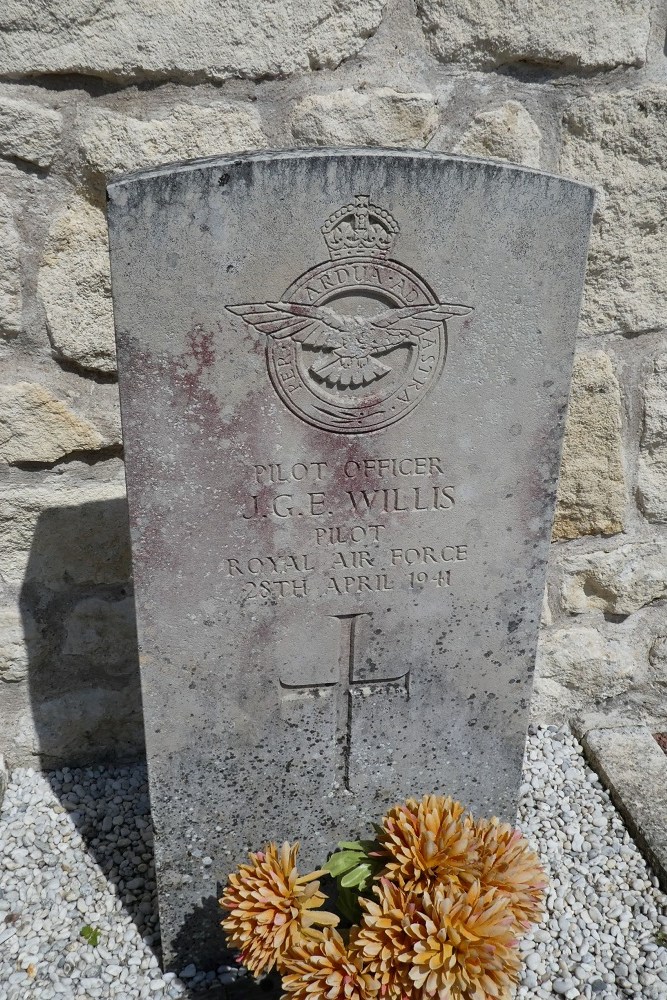 Commonwealth War Graves Châtelaillon-Plage #2