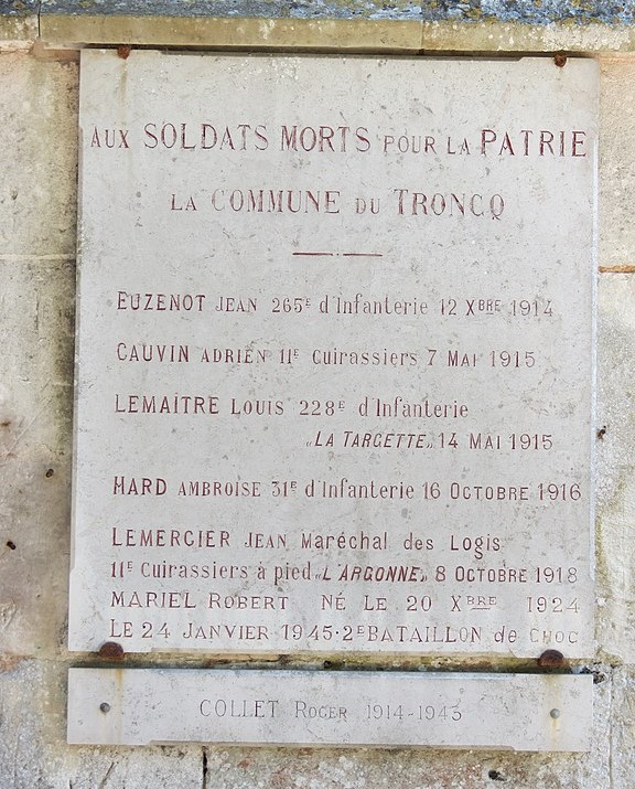 Oorlogsmonument Le Troncq #1