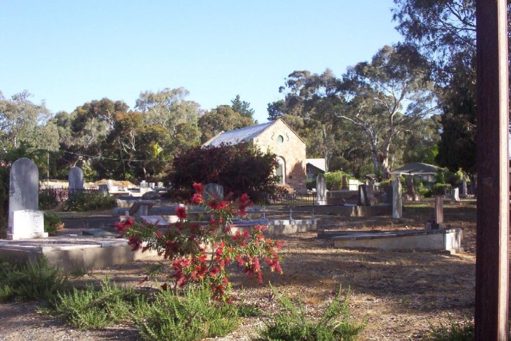 Commonwealth War Grave Woodside Methodist Cemetery