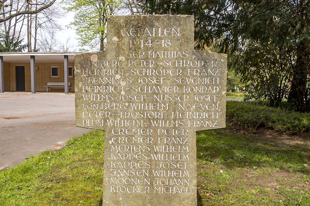 Monument Begraafplaats Dürwiß #2