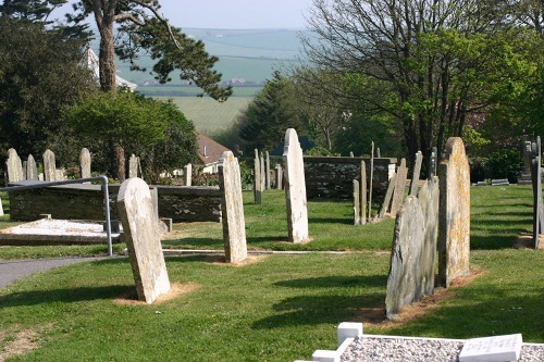 Commonwealth War Graves All Saints Churchyard