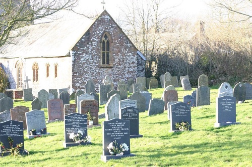 Oorlogsgraf van het Gemenebest St Michael Churchyard