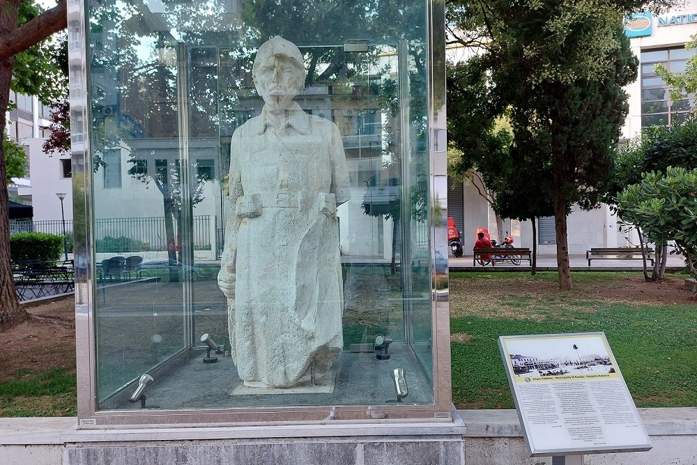 Statue of Soldier of the Balkan Wars #1