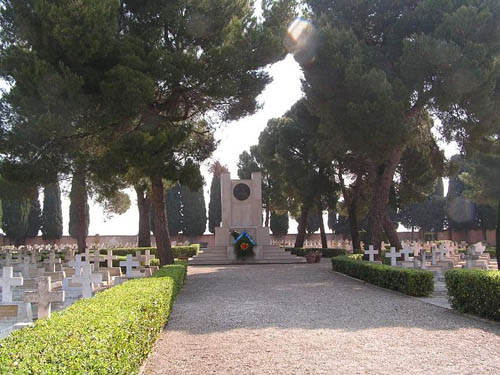 Polish War Cemetery Casamassima #1