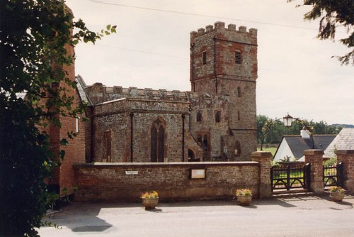 Oorlogsgraf van het Gemenebest St. Mary Churchyard