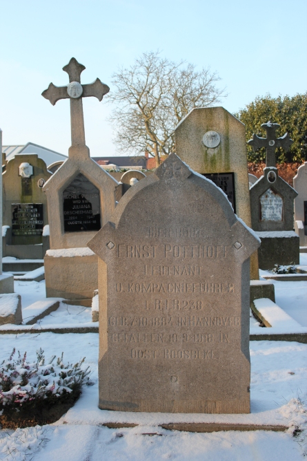 German War Grave Meulebeke #2