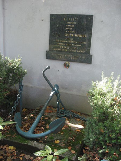 Monument Vermiste Tsjechoslowaakse Militairen #2
