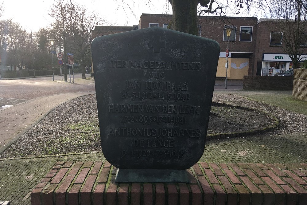 War Memorial Ouderkerk aan de Amstel #4