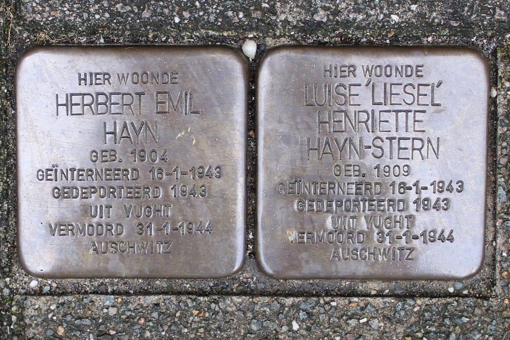 Stolpersteine Leonardostraat 7