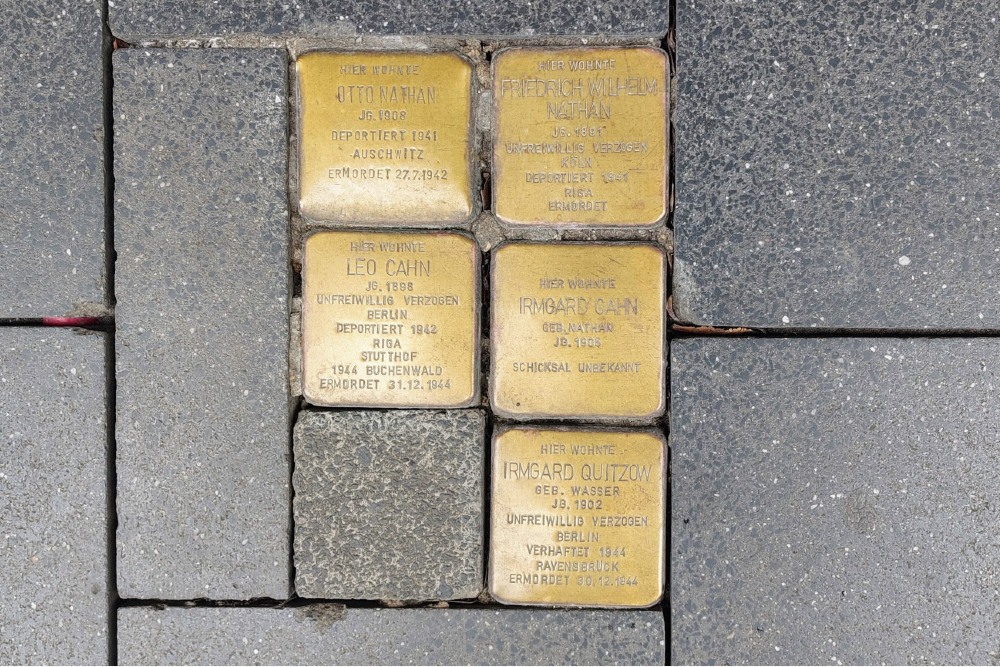 Stumbling Stone Engerserstraße 13