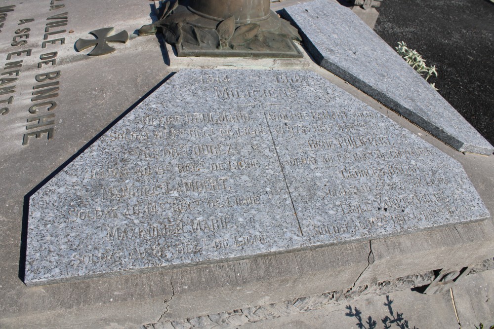 Oorlogsmonument Gesneuvelden 1914-1918 Begraafplaats Binche #3