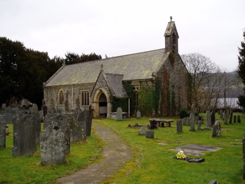 Commonwealth War Graves St. Beuno Churchyard #1
