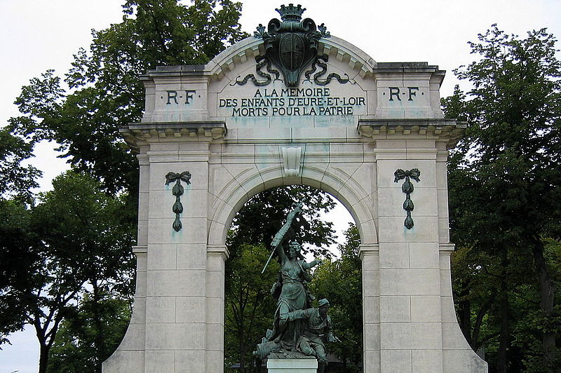 Monument Frans-Duitse Oorlog Chartres #1