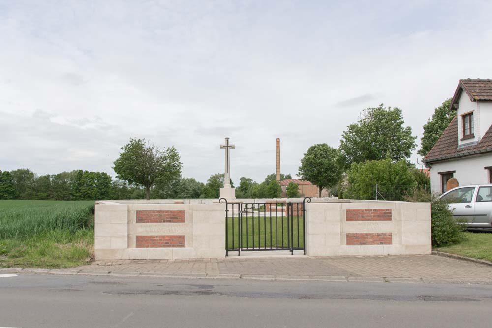 Commonwealth War Cemetery Tancrez Farm #1