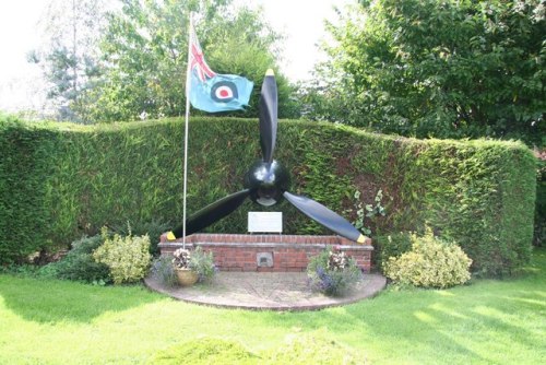 Memorial IX Squadron RAF #1