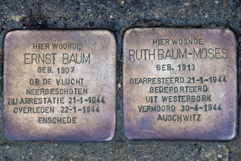 Stolpersteine Preangerstraat 64