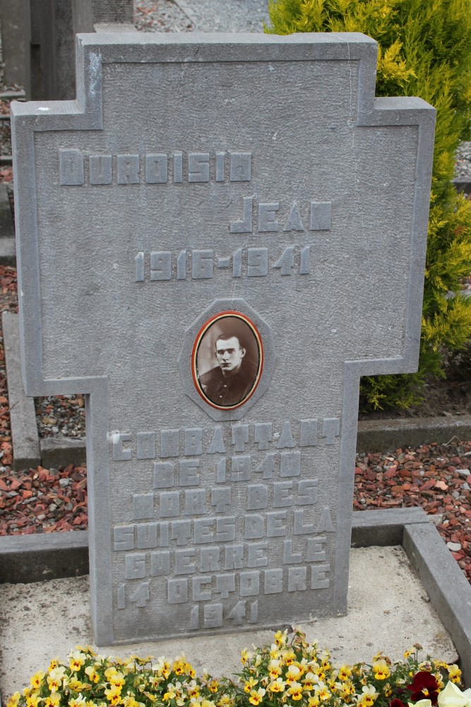 Belgische Oorlogsgraven Hollain #4