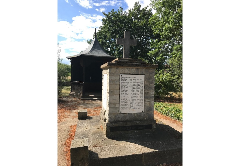 Begraafplaats Duitse Oorlogsslachtoffers Treuenbrietzen
