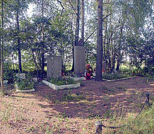 Sovjet Oorlogsbegraafplaats Maynilo #1