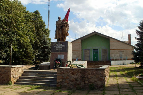 Mass Grave Soviet Soldiers Vasyukivka