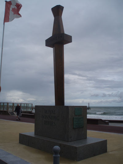 Monument Royal Winnipeg Rifles #2