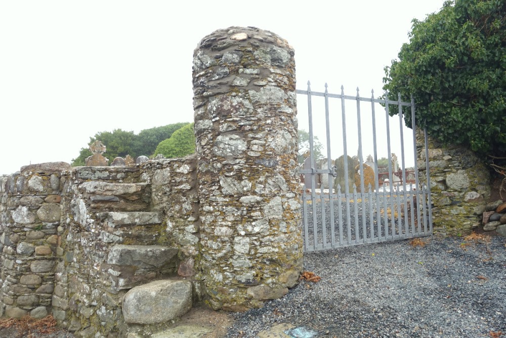 Commonwealth War Graves Grange Graveyard