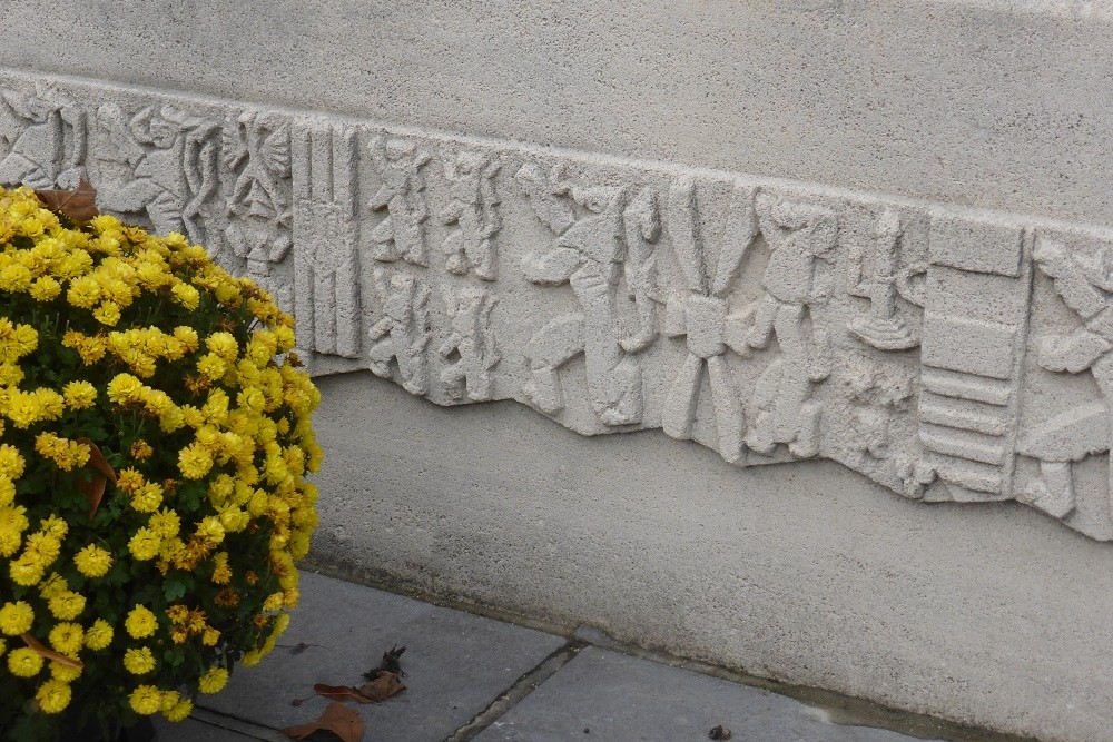 Monument Oorlogsvrijwilligers Hasselt #3