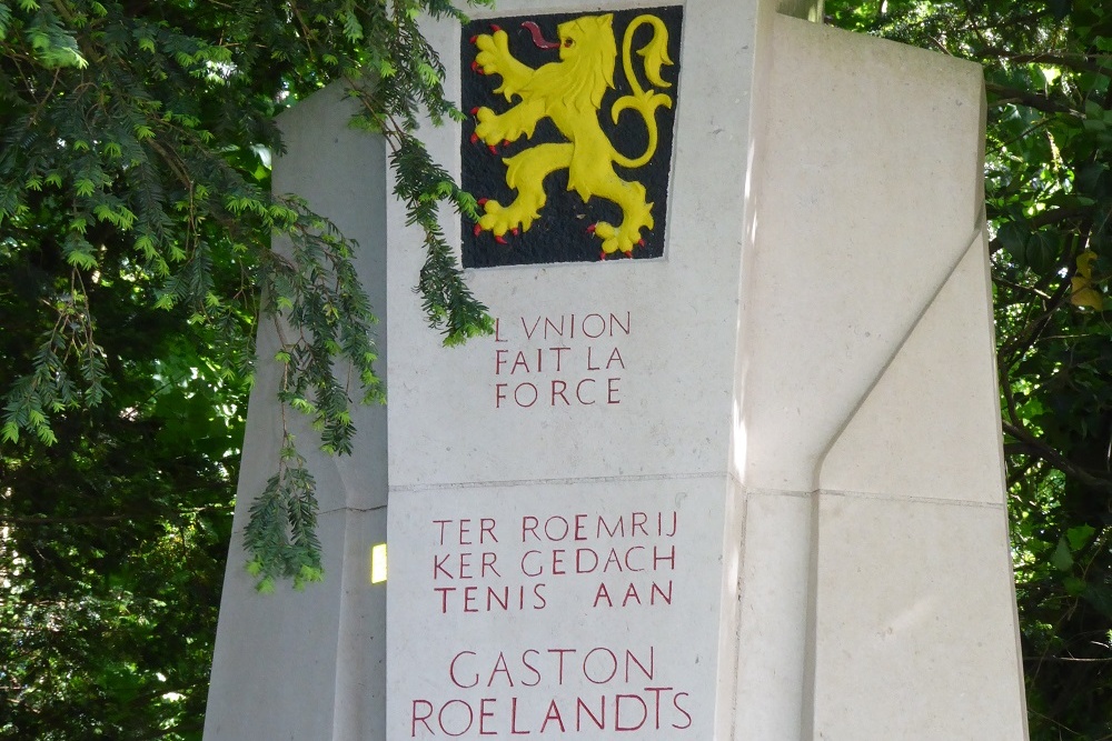 Monument Gaston Roelandts Assebroek #2