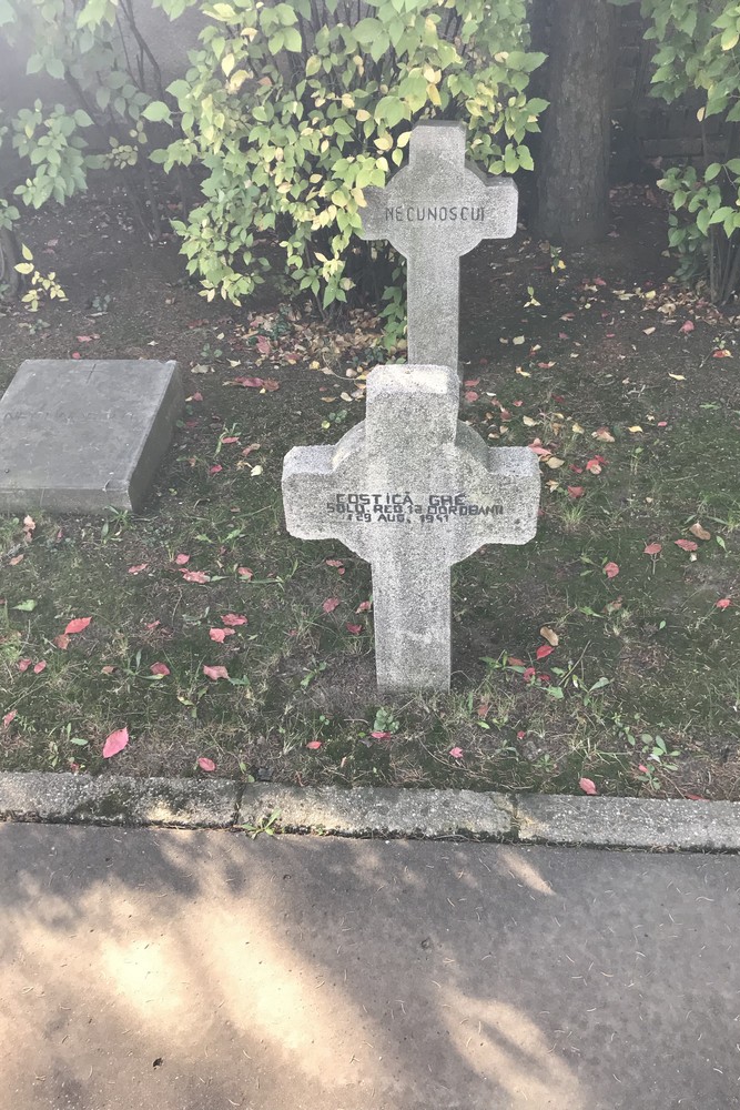 War Cemetery 