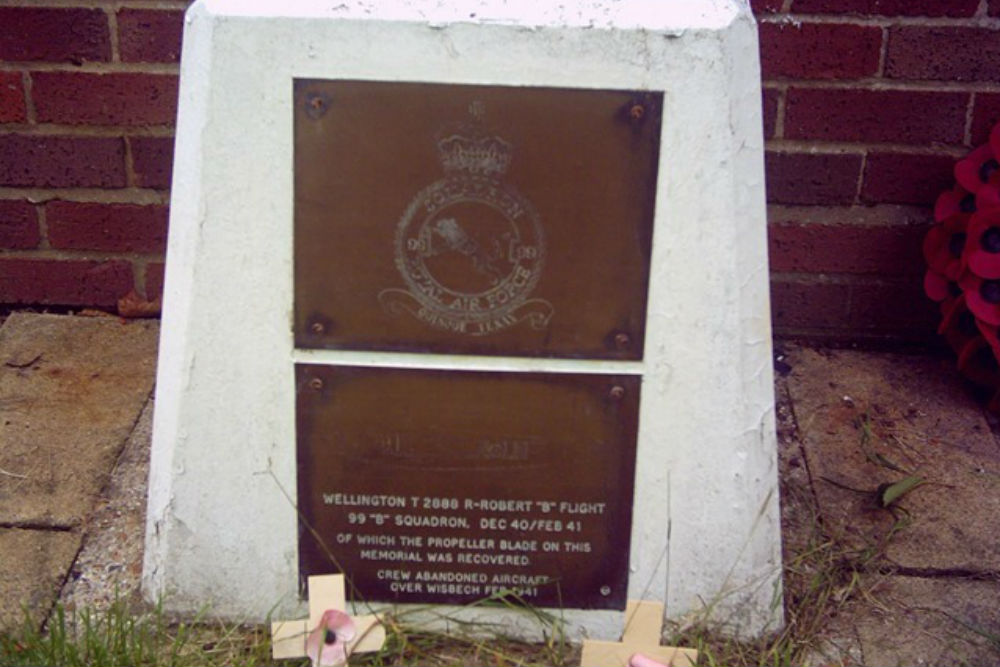 Memorial Vickers Wellington 1c T-2888 LN-R #1