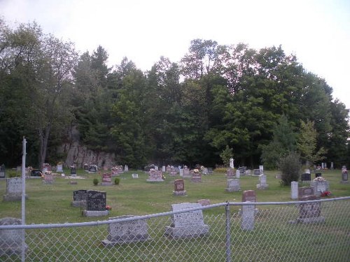 Commonwealth War Grave Northbrook United Church Cemetery