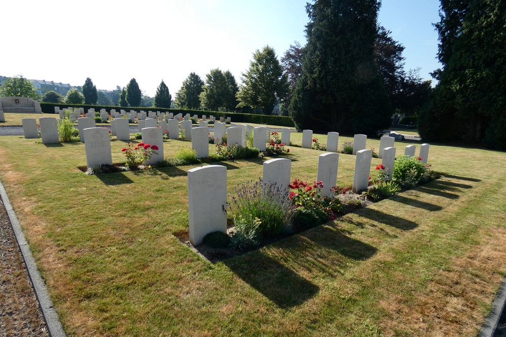 Commonwealth War Graves Belgrade Saint Servais #2