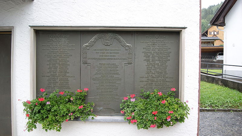 War Memorial Mühlebach #1