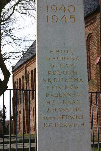 War Memorial 't Zandt #3