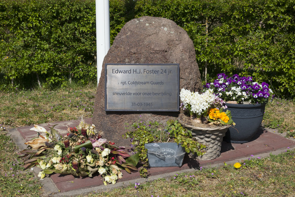 Monument Edward Foster #1