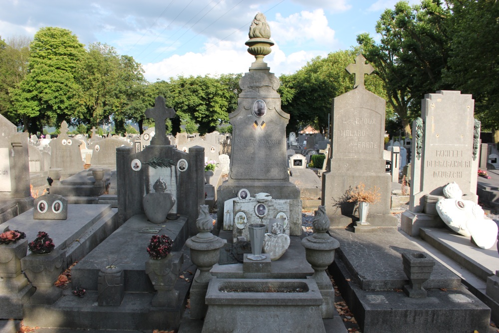 Belgische Graven Oudstrijders Herstal Begraafplaats Rhees #5