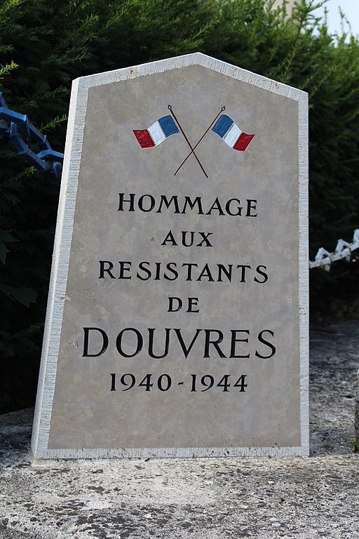 War Memorial Douvres #2