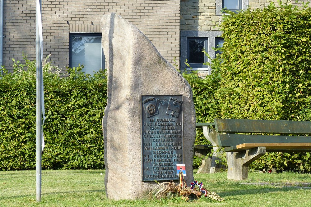 Monument 325th Glider Infantry Regiment