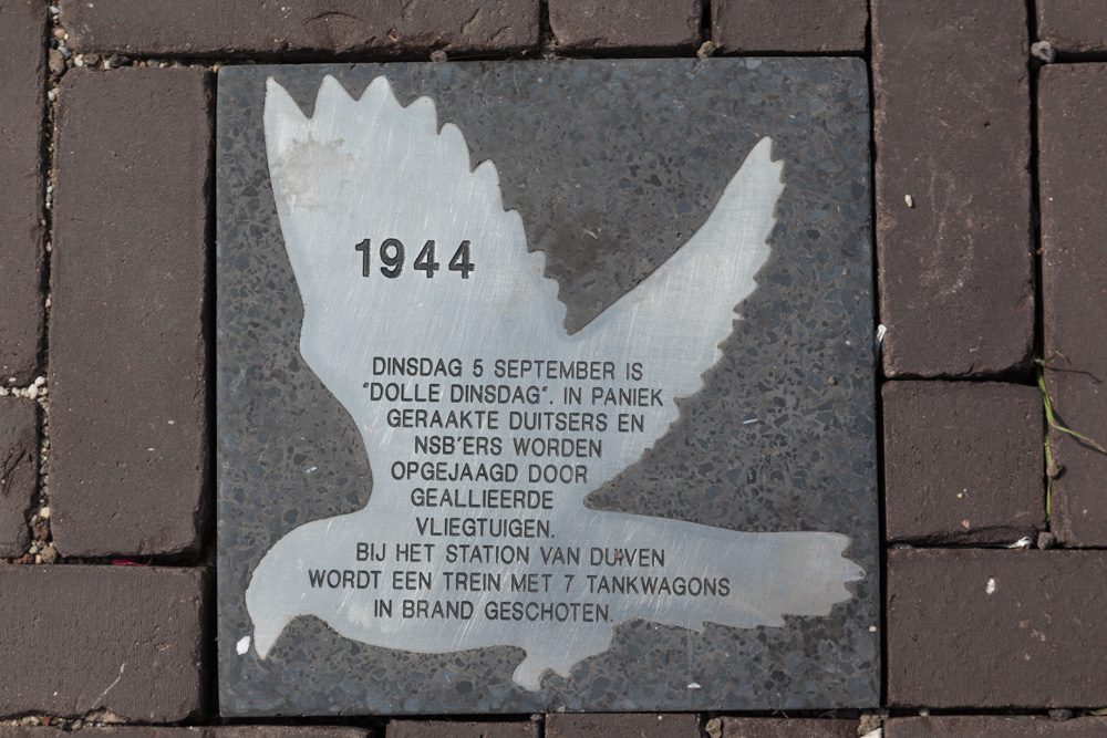 Memorial Doves #4