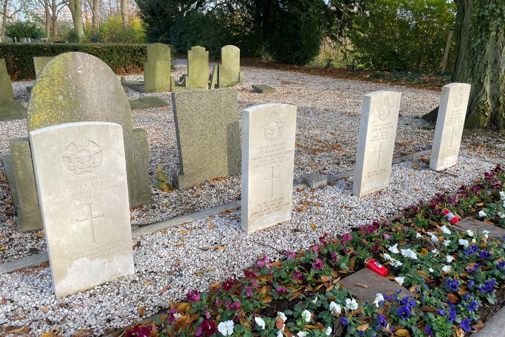 Oorlogsgraven van het Gemenebest Papendrecht #3